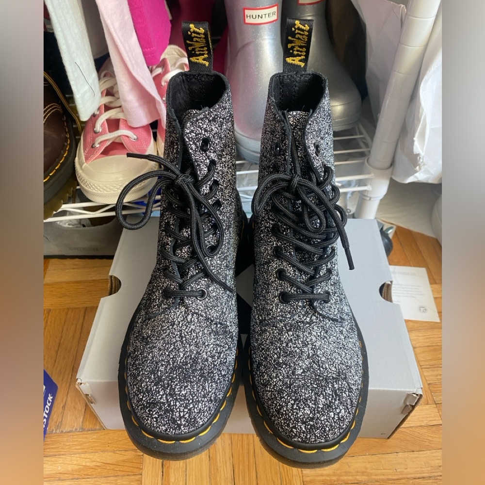 Dr martens 1460 combat boots
